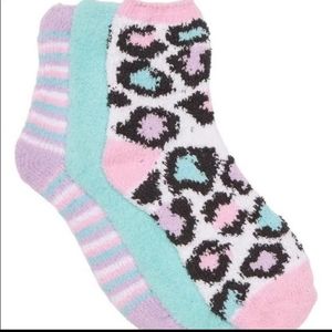 Betsy Johnson Plush Socks Gift Set